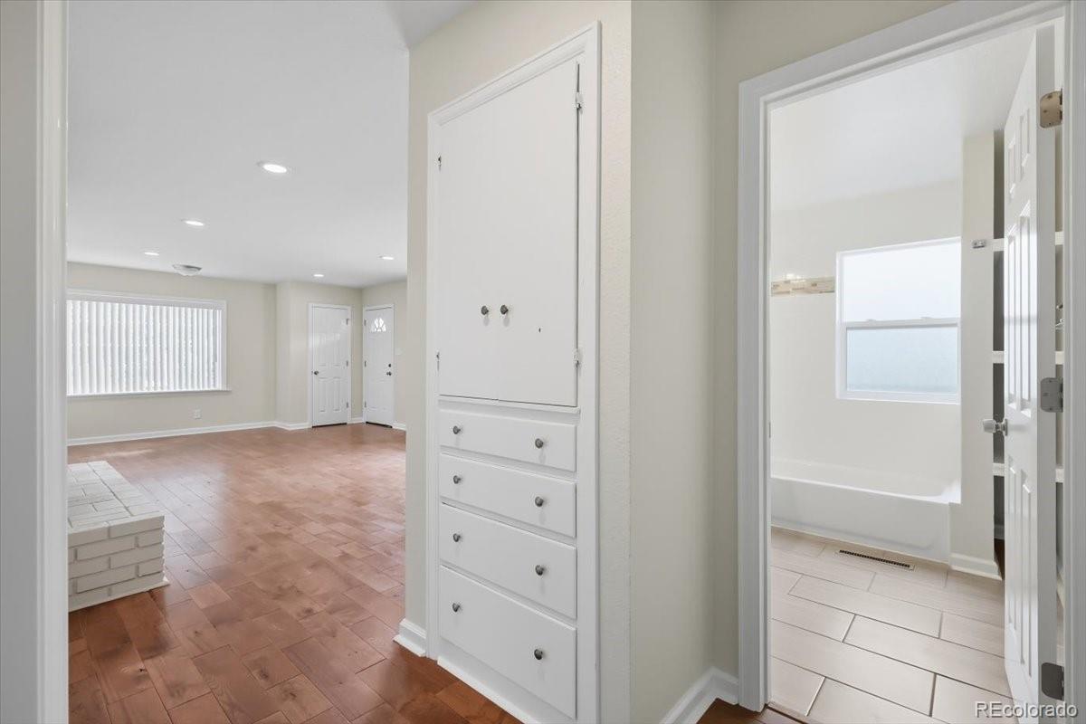 MLS Image #6 for 2327  mount vernon street,colorado springs, Colorado