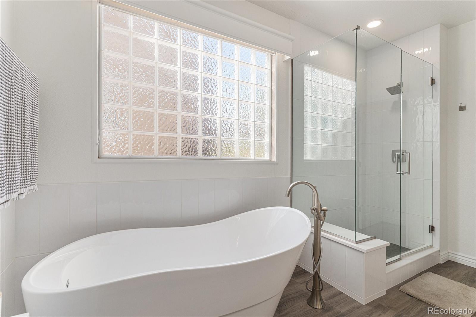 MLS Image #17 for 252  huntley court,castle pines, Colorado