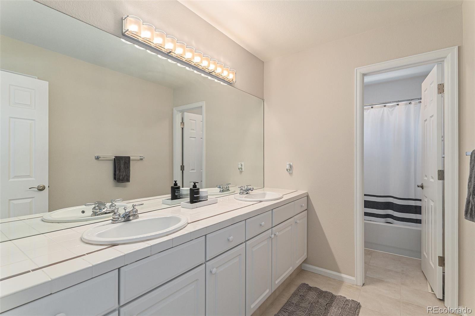 MLS Image #26 for 252  huntley court,castle pines, Colorado