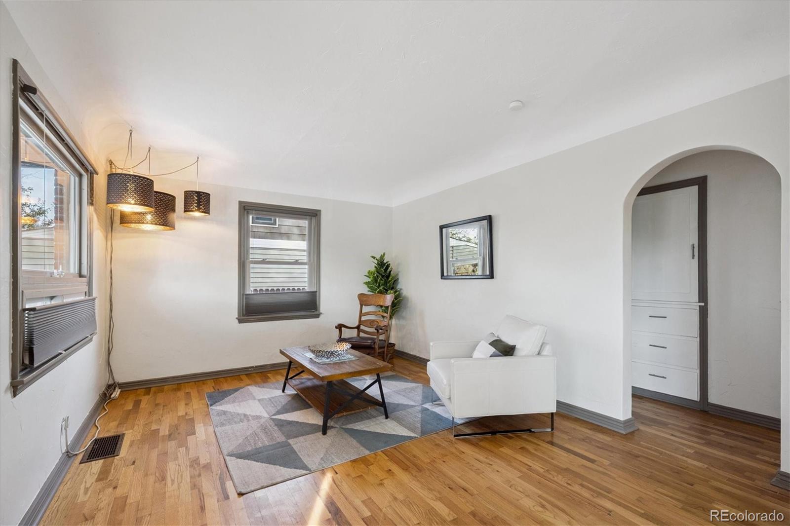 MLS Image #3 for 3820 s delaware street,englewood, Colorado
