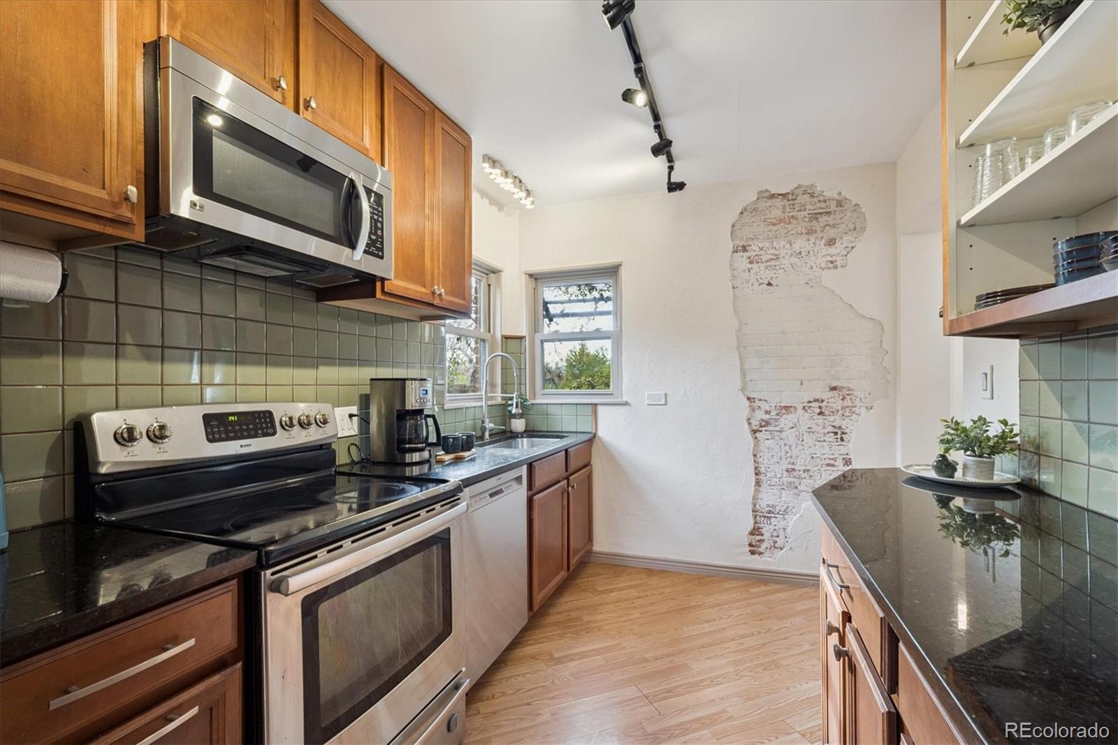 MLS Image #7 for 3820 s delaware street,englewood, Colorado