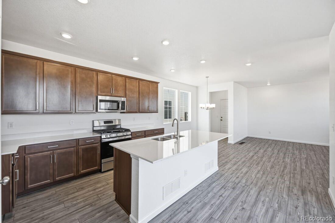 MLS Image #1 for 23742 e 33rd place,aurora, Colorado