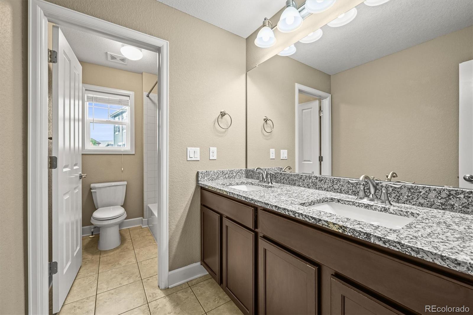 MLS Image #32 for 7711 s queensburg way,aurora, Colorado