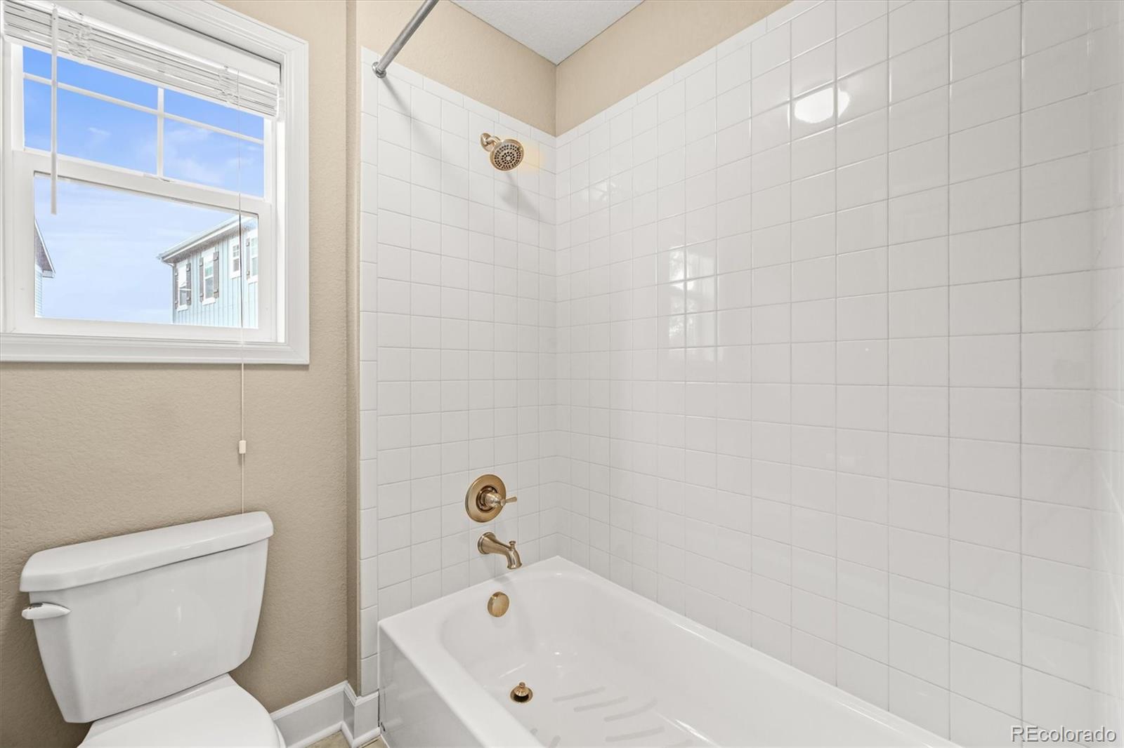 MLS Image #33 for 7711 s queensburg way,aurora, Colorado