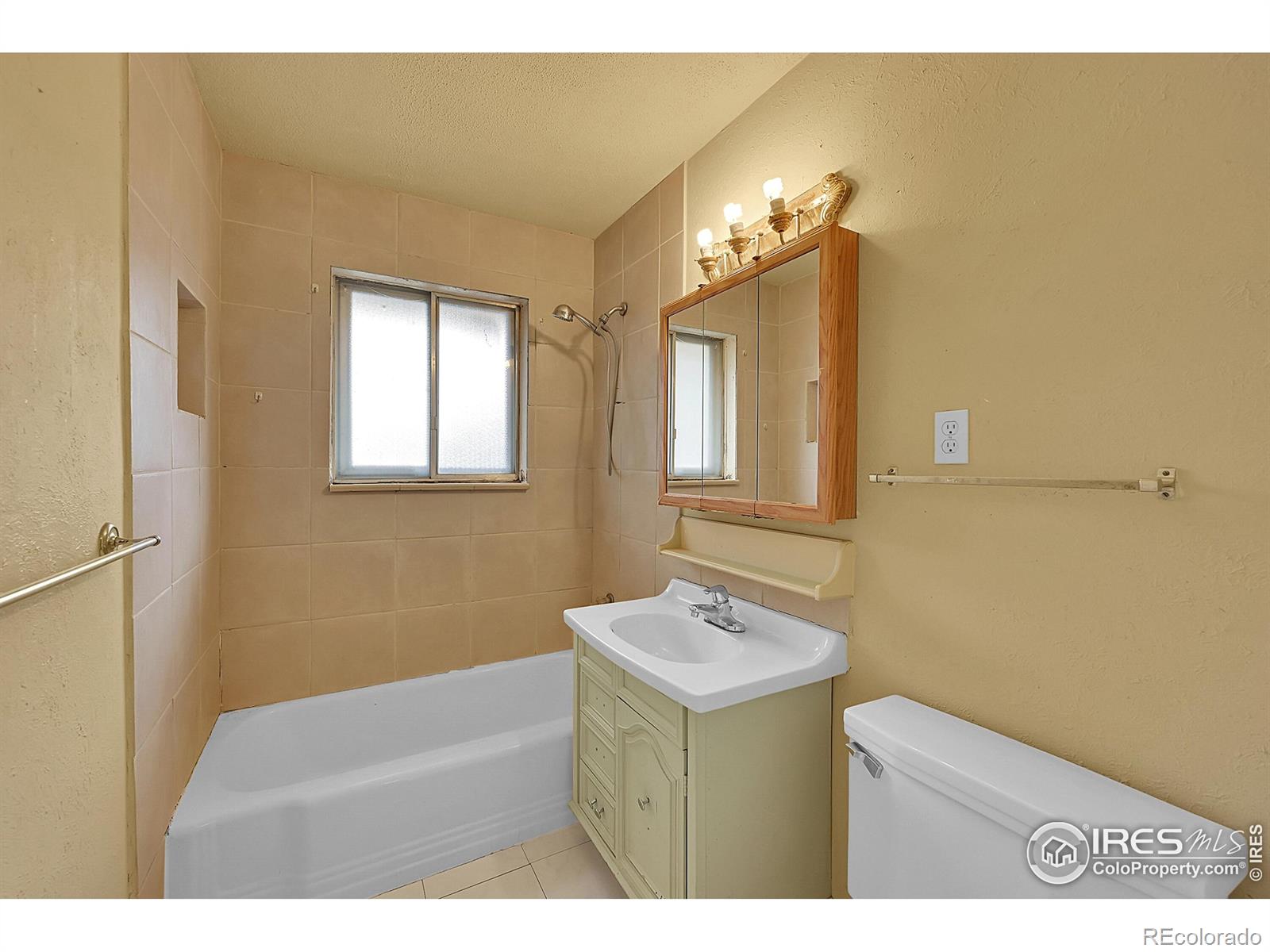 MLS Image #9 for 300 s simms street,lakewood, Colorado