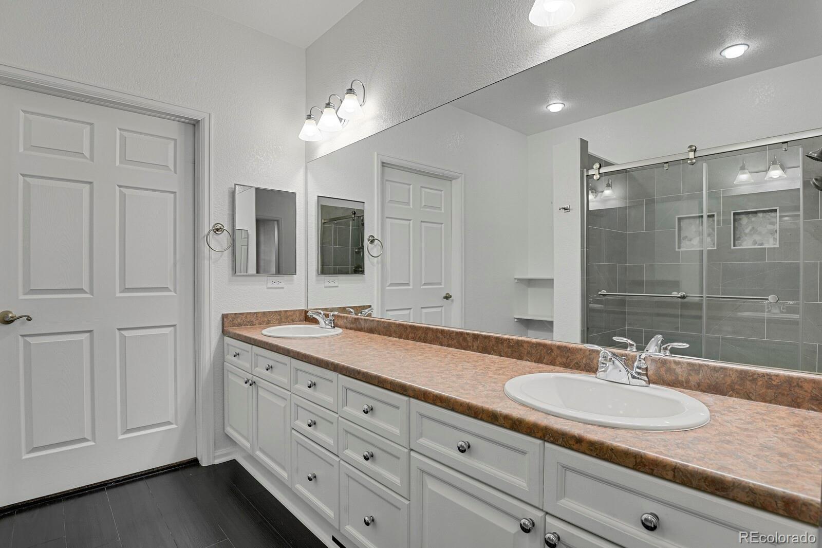 MLS Image #14 for 2210 s vaughn way 103,aurora, Colorado