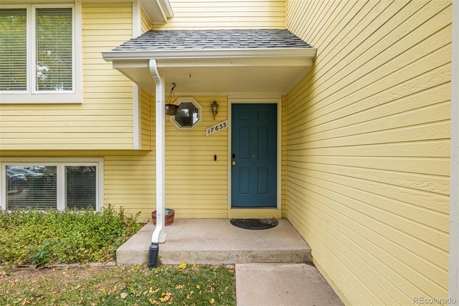 MLS Image #2 for 17633 e temple drive,aurora, Colorado