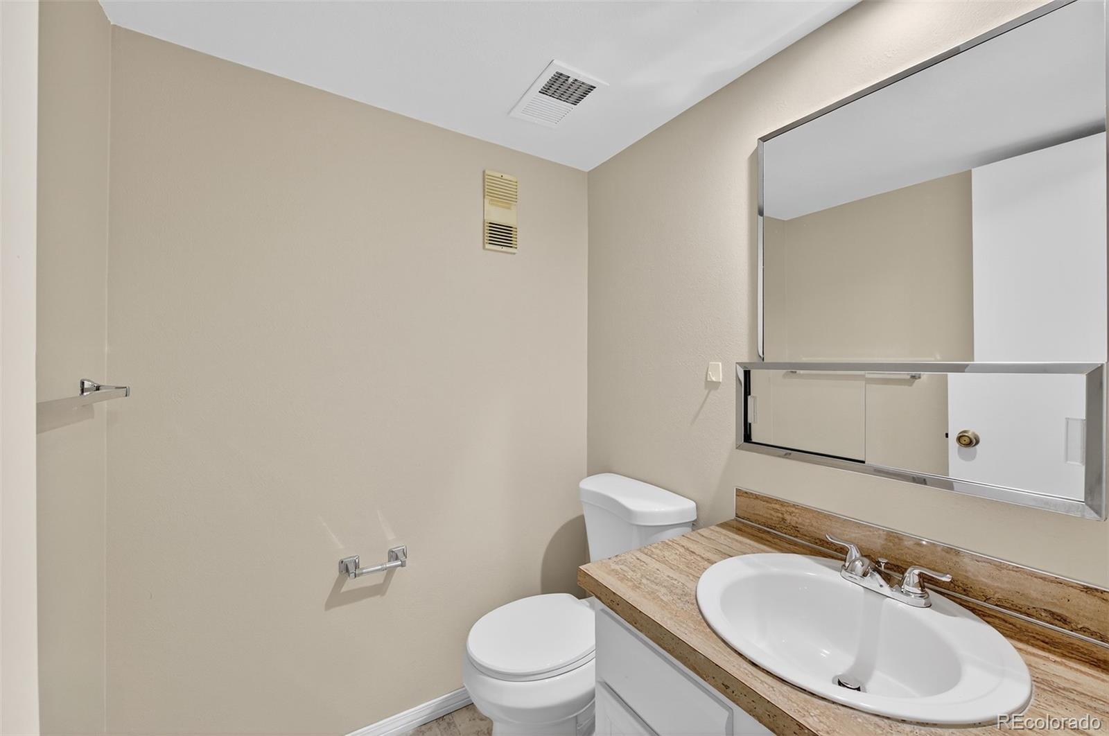 MLS Image #19 for 15087 e louisiana drive b,aurora, Colorado