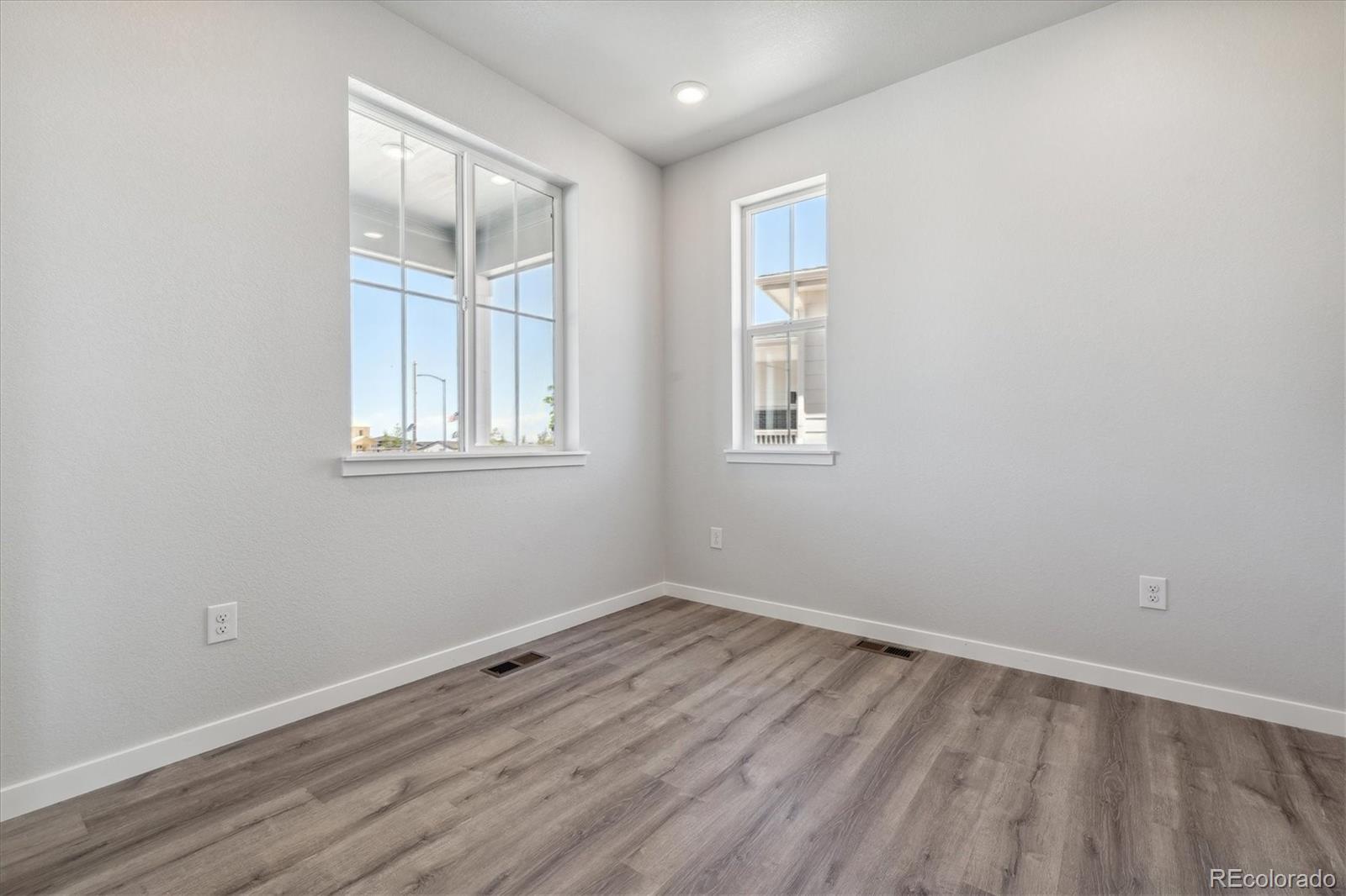 MLS Image #11 for 3374 n irvington street,aurora, Colorado