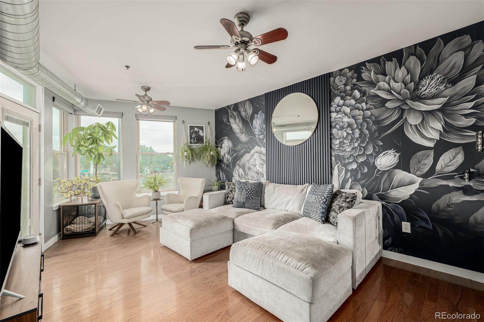 MLS Image #6 for 1313 s clarkson street 305,denver, Colorado
