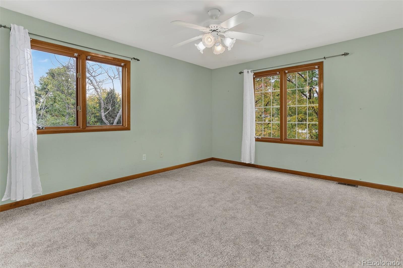 MLS Image #34 for 7060 s oak court,littleton, Colorado