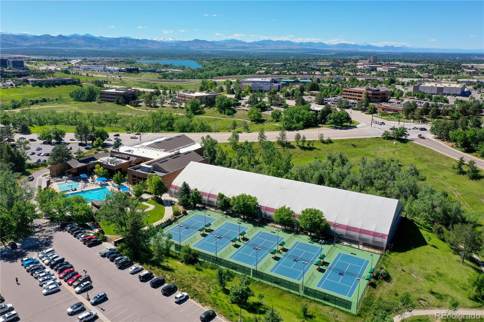 MLS Image #5 for 10832  hickory ridge lane,highlands ranch, Colorado