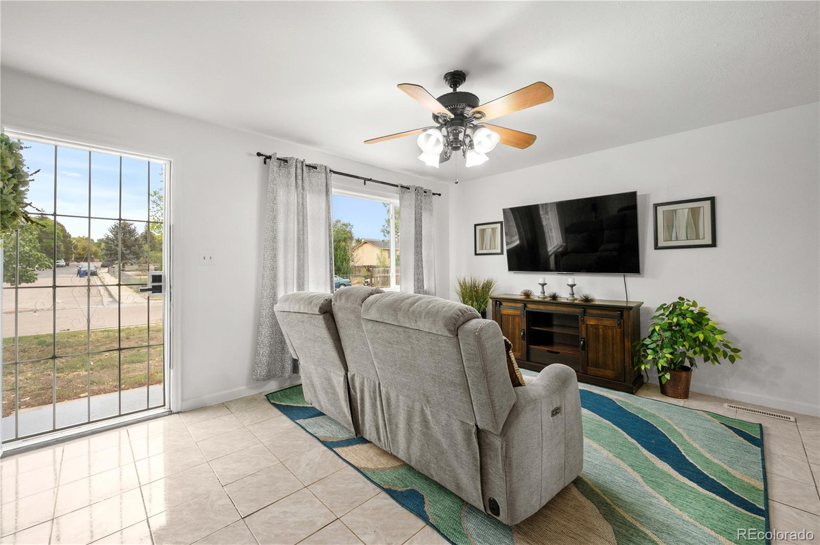 MLS Image #2 for 3605  bridgewood lane,colorado springs, Colorado