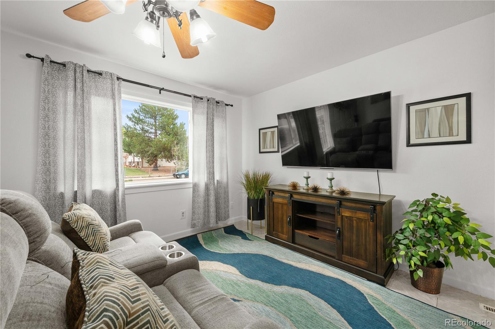 MLS Image #3 for 3605  bridgewood lane,colorado springs, Colorado