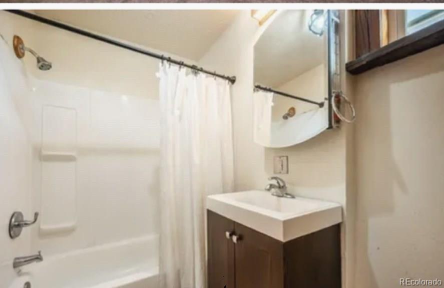 MLS Image #11 for 1213 e 7th street,pueblo, Colorado