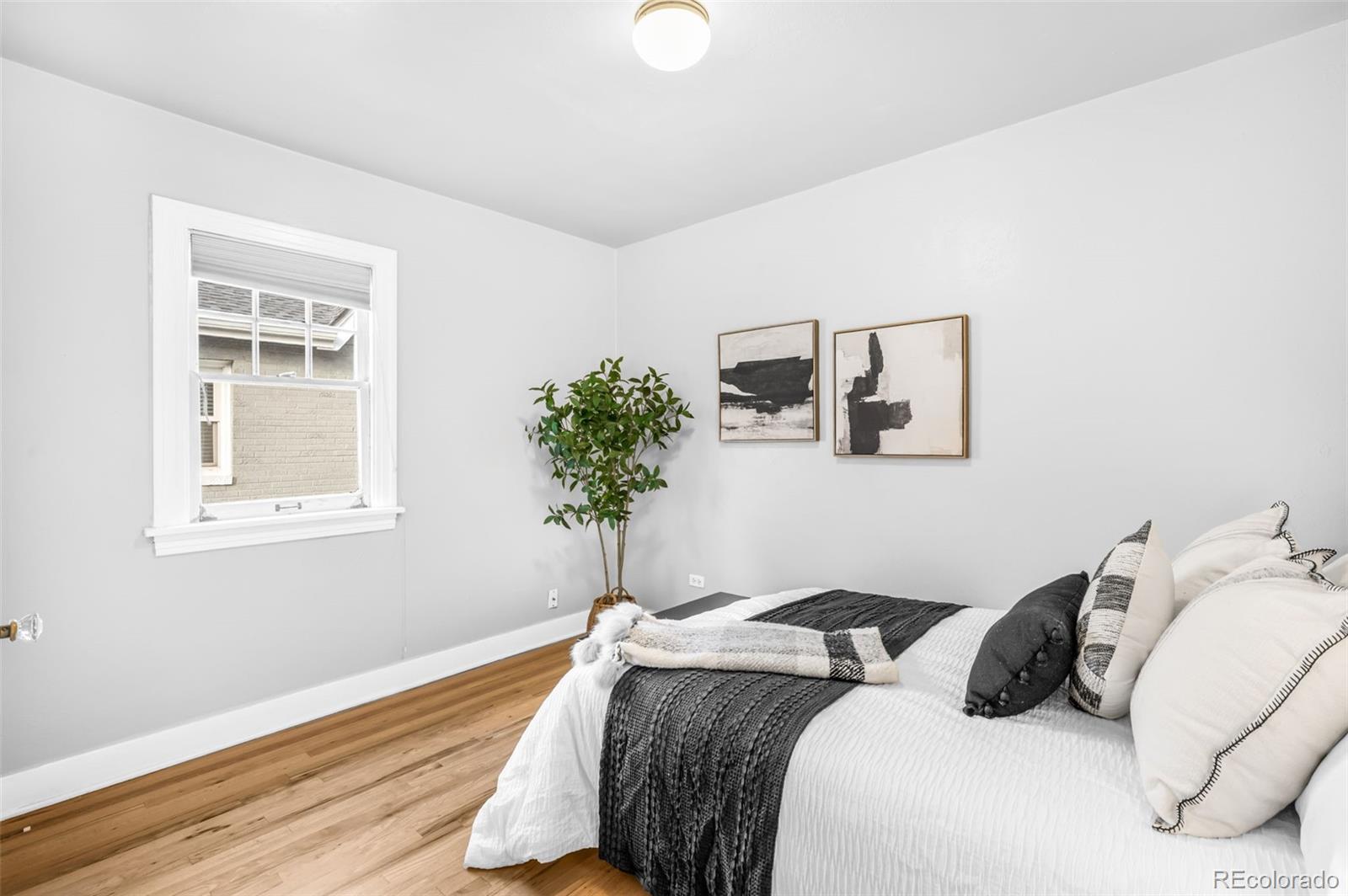 MLS Image #13 for 2137 s washington street,denver, Colorado