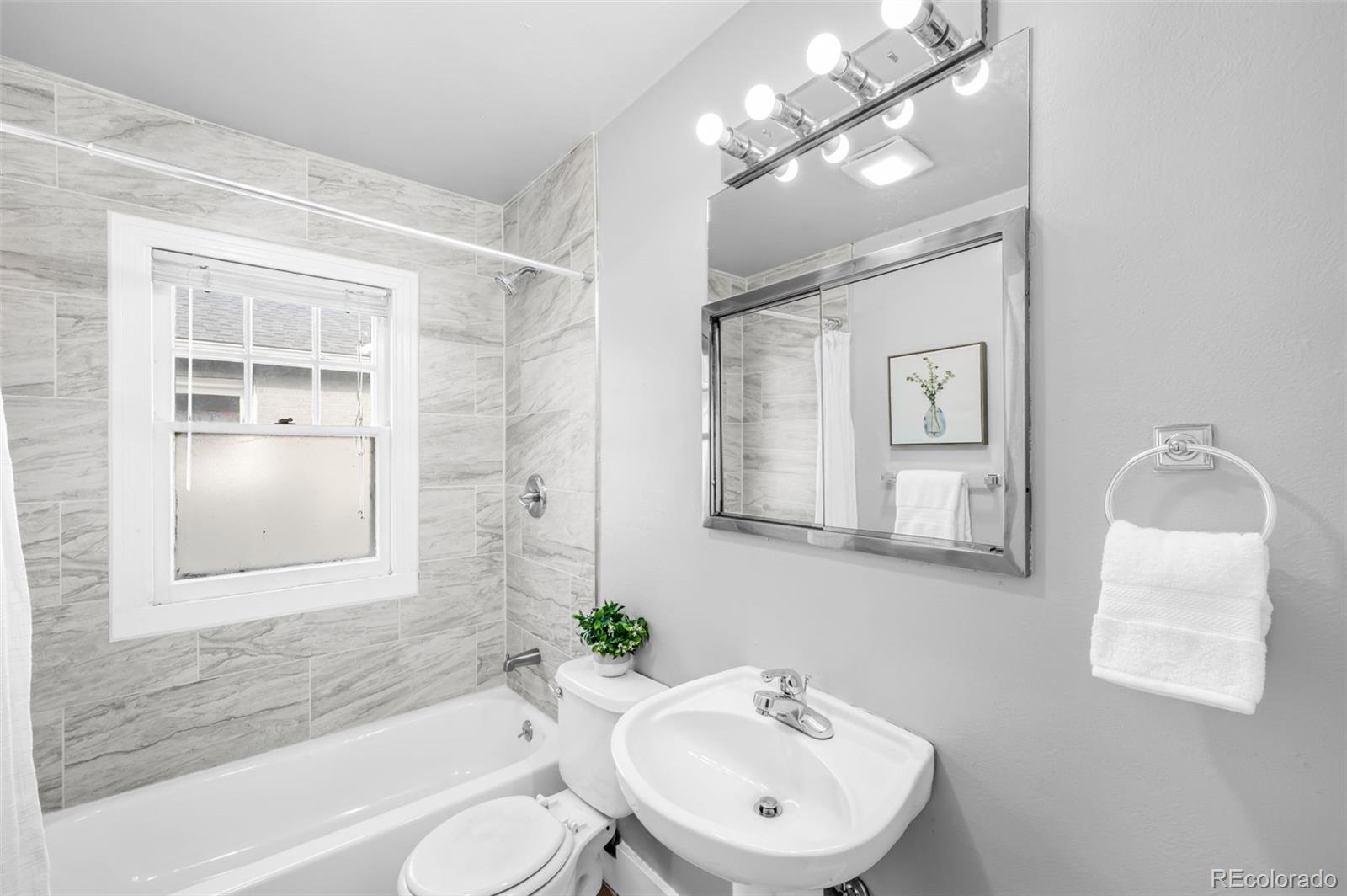 MLS Image #15 for 2137 s washington street,denver, Colorado