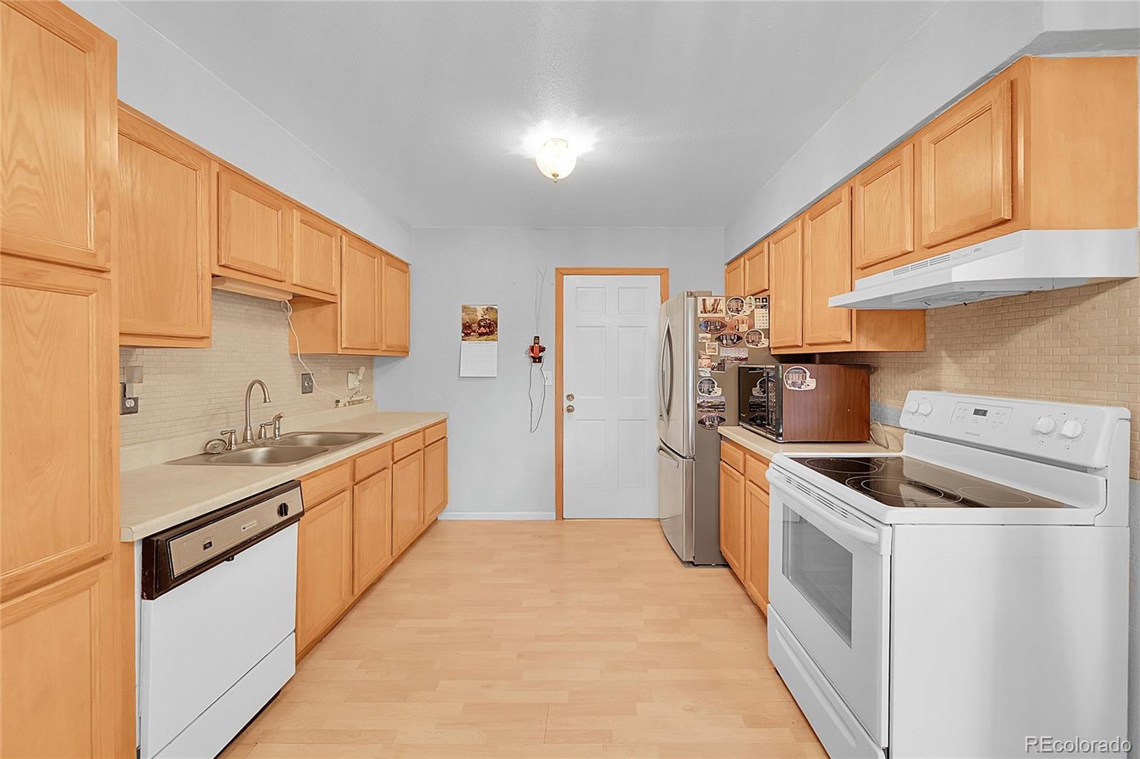MLS Image #10 for 1750 s norfolk street,aurora, Colorado