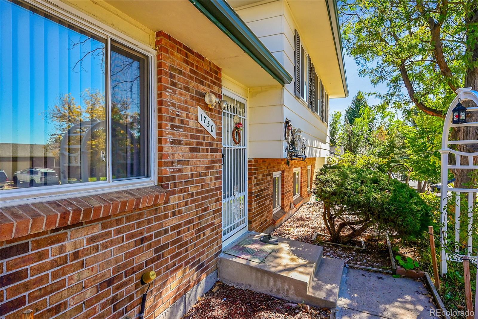 MLS Image #3 for 1750 s norfolk street,aurora, Colorado