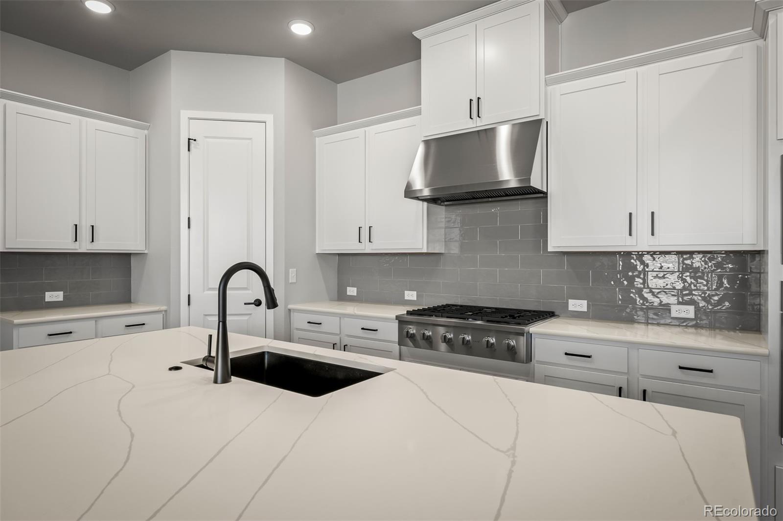 MLS Image #4 for 9286  wolf valley drive,colorado springs, Colorado