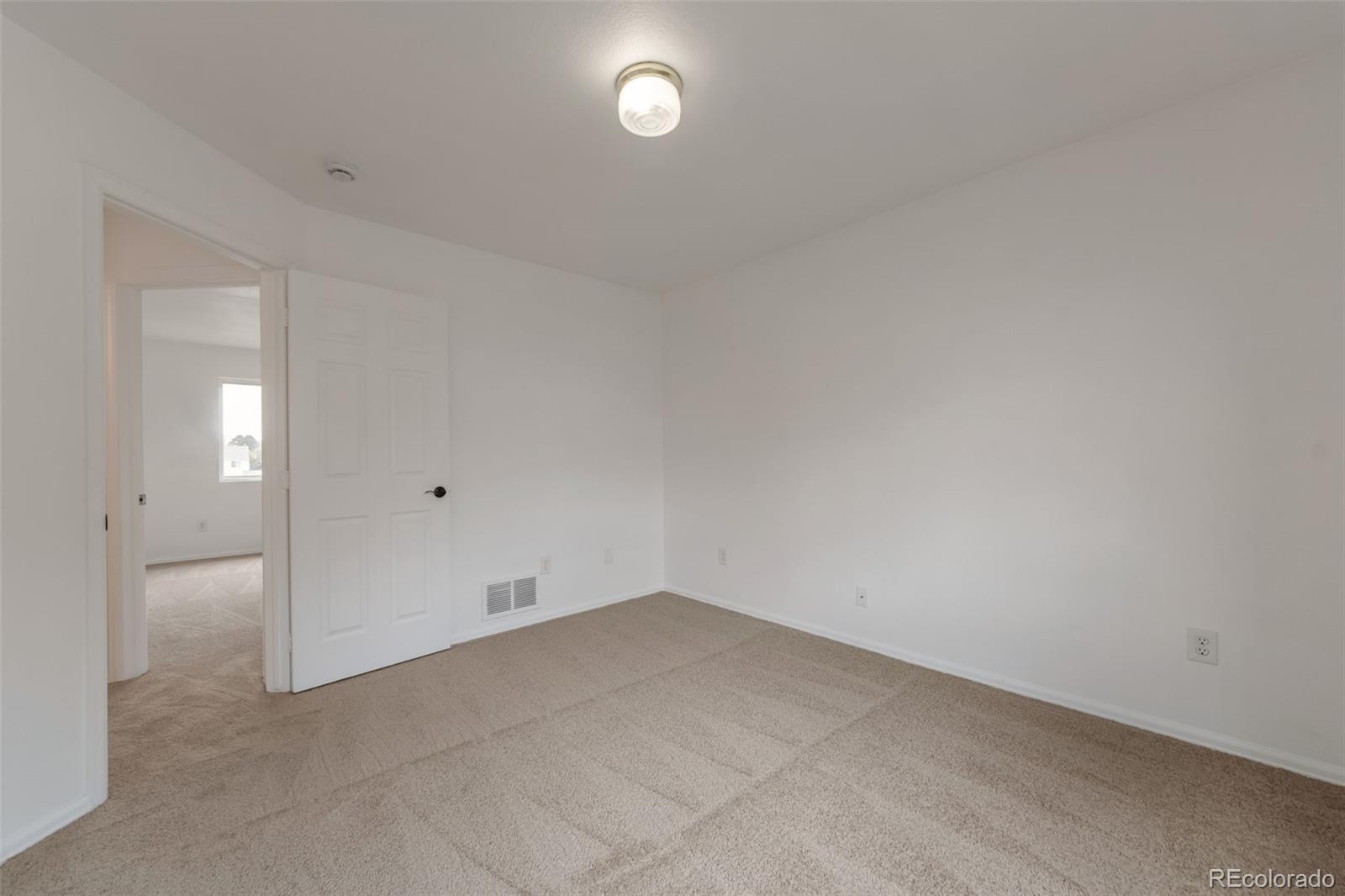 MLS Image #13 for 1415 s pitkin court,aurora, Colorado