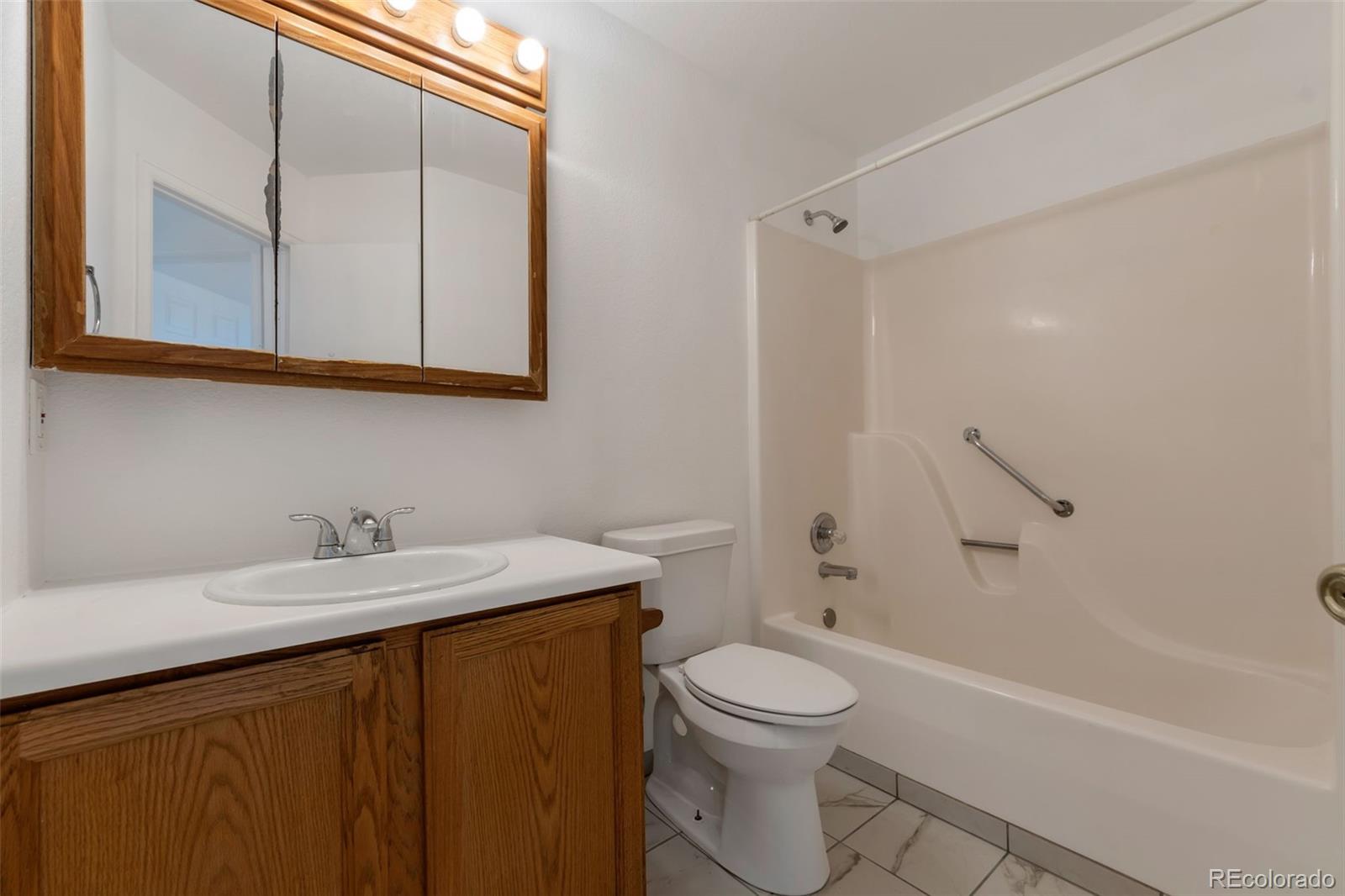 MLS Image #9 for 1415 s pitkin court,aurora, Colorado