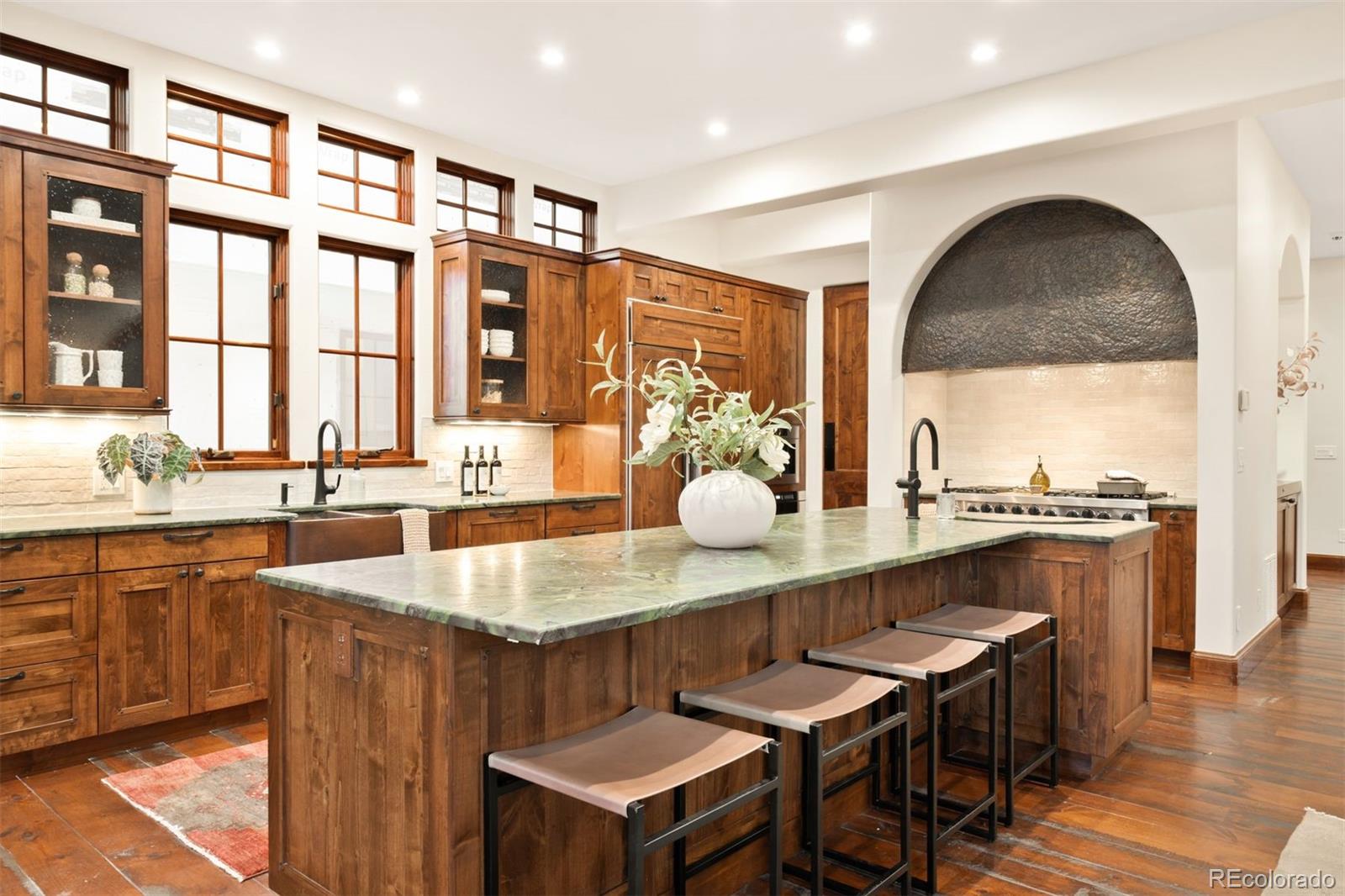 MLS Image #14 for 2435 s milwaukee street,denver, Colorado