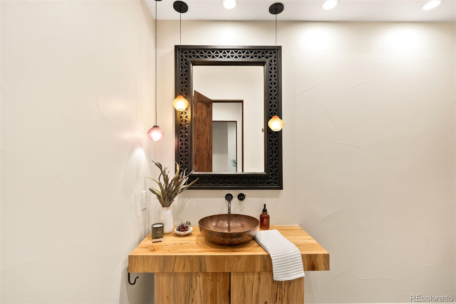 MLS Image #17 for 2435 s milwaukee street,denver, Colorado