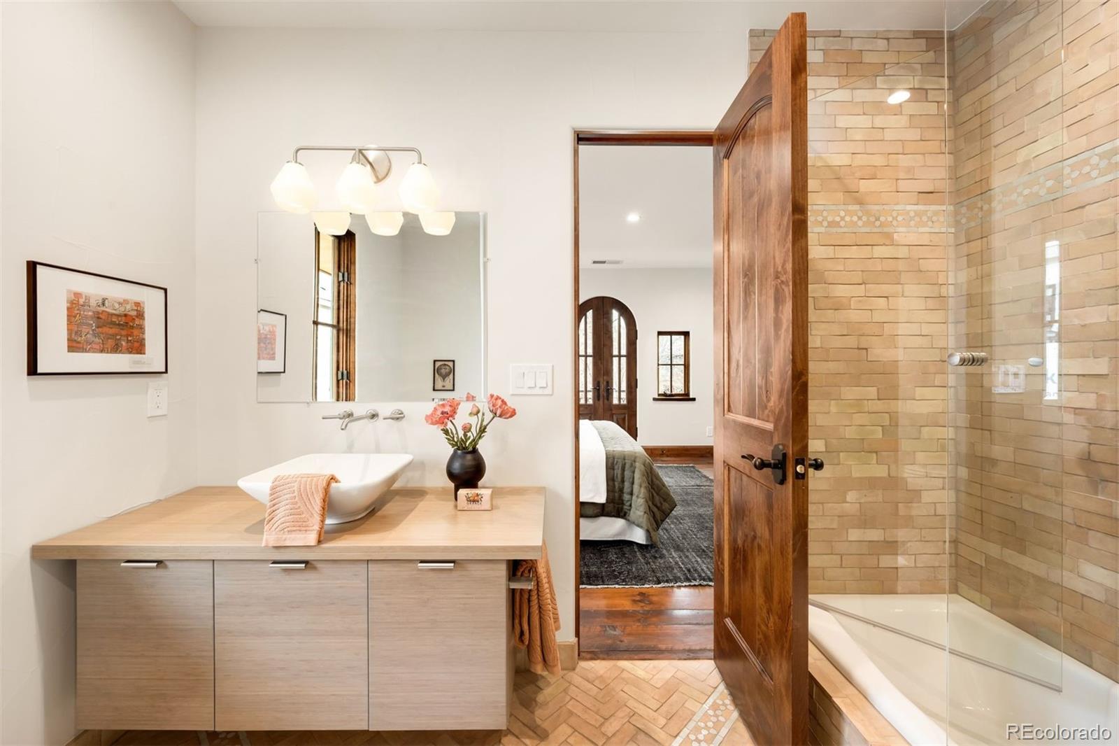 MLS Image #31 for 2435 s milwaukee street,denver, Colorado