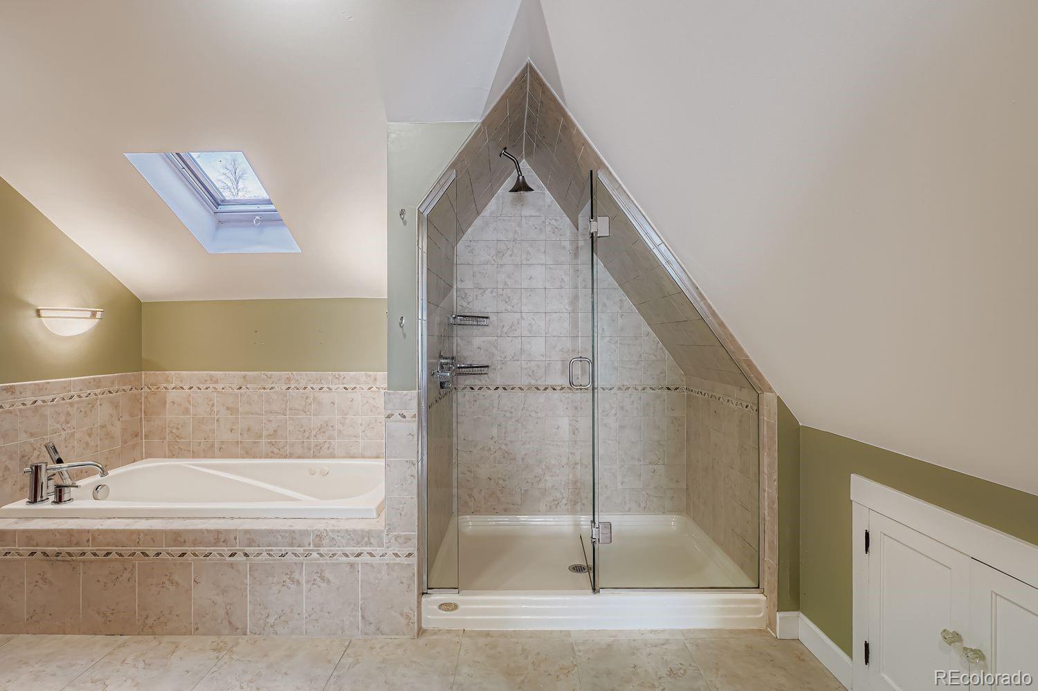 MLS Image #18 for 657  columbine street,denver, Colorado