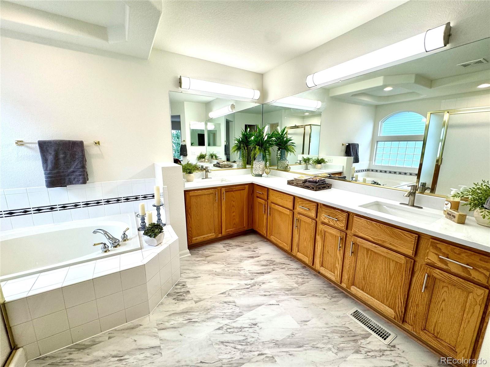 MLS Image #28 for 18890 e 43rd avenue,denver, Colorado