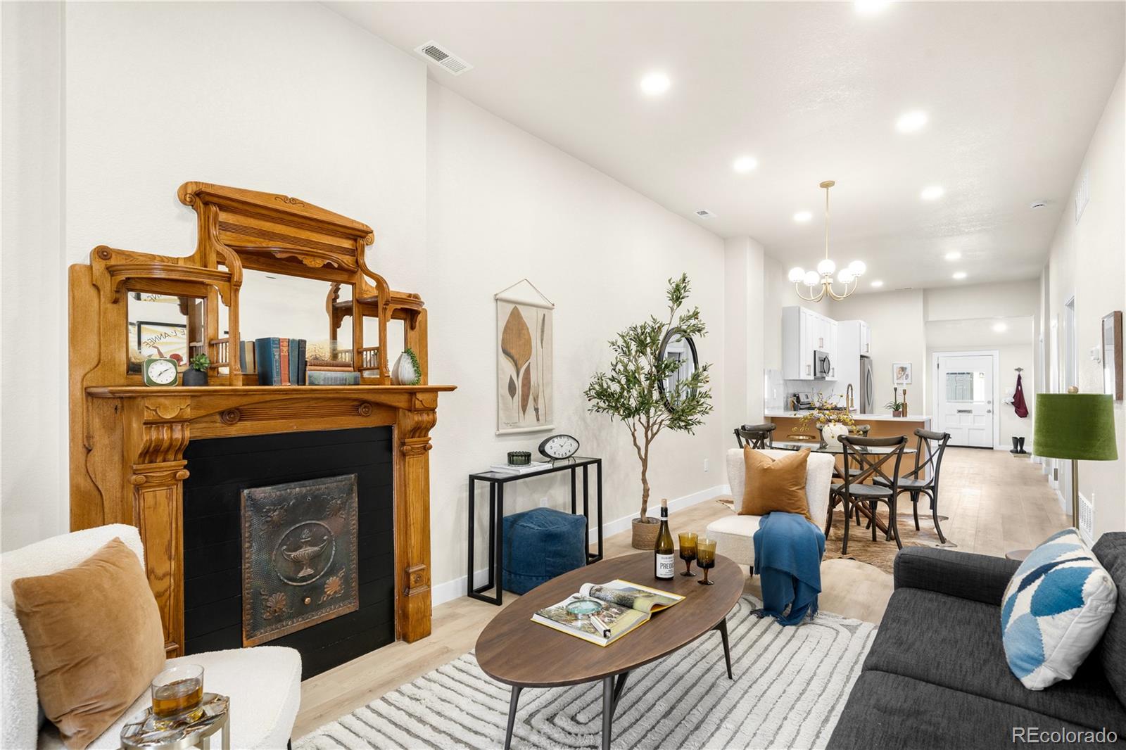 MLS Image #8 for 3435 n marion street,denver, Colorado
