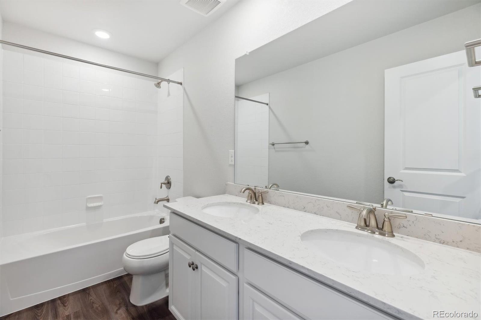 MLS Image #14 for 3354 n irvington street,aurora, Colorado