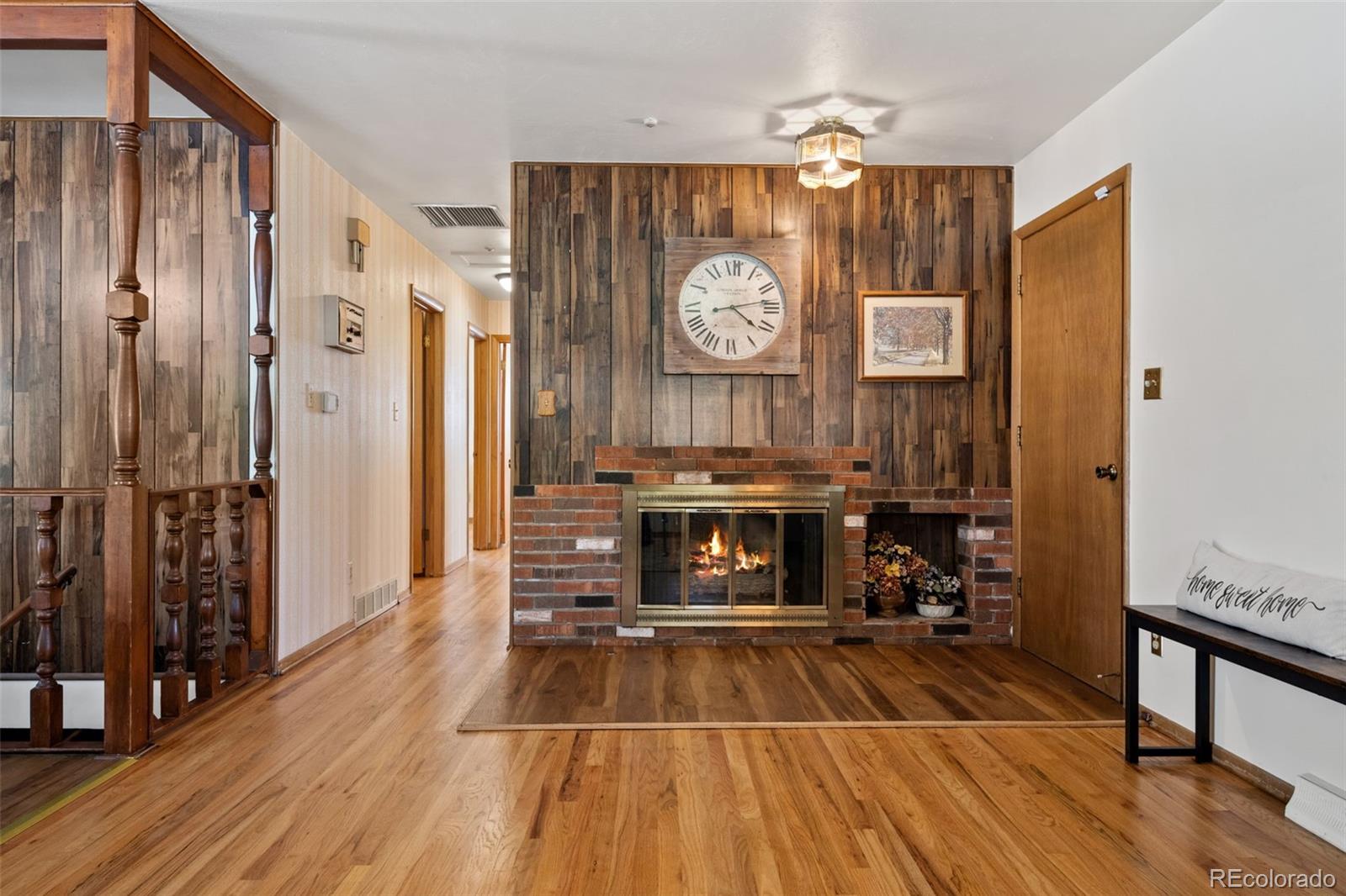 MLS Image #5 for 1150 w radcliff avenue,englewood, Colorado