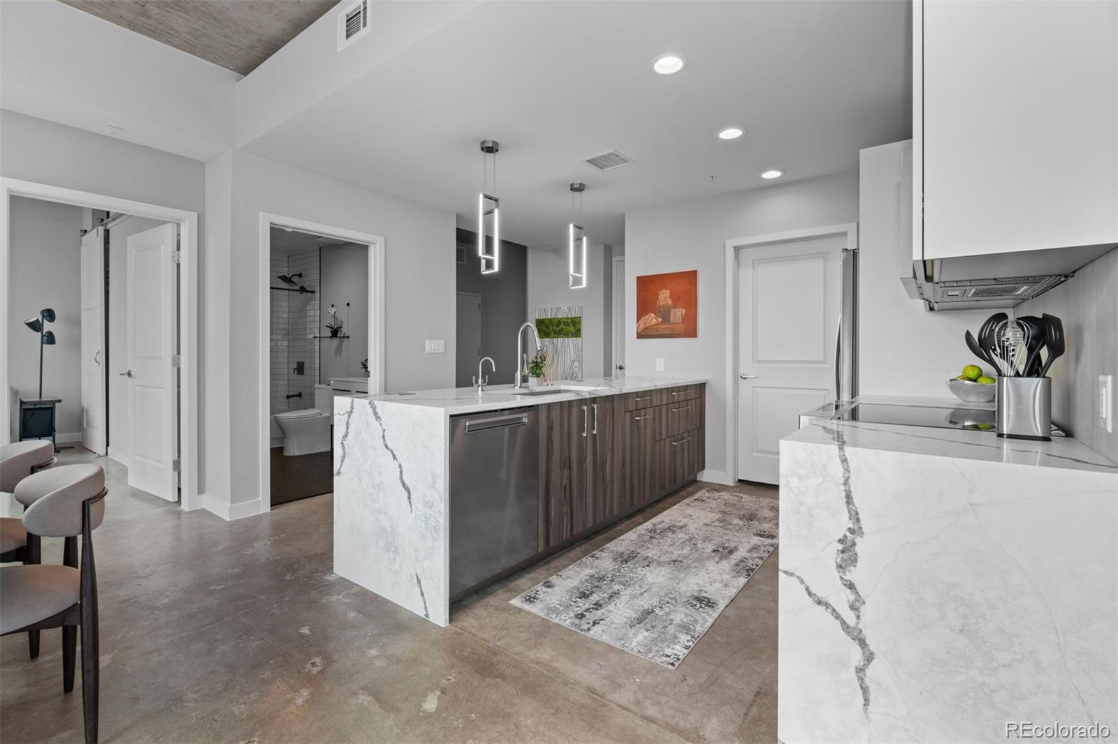 MLS Image #19 for 1700  bassett street 1912,denver, Colorado