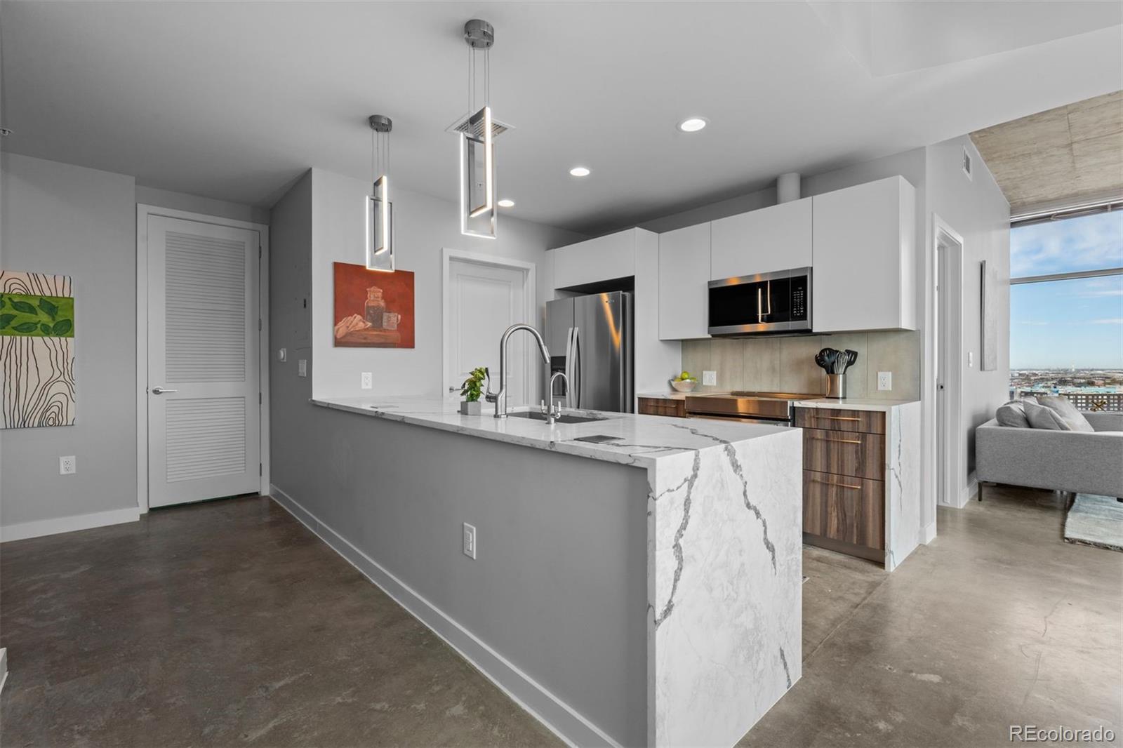 MLS Image #4 for 1700  bassett street 1912,denver, Colorado