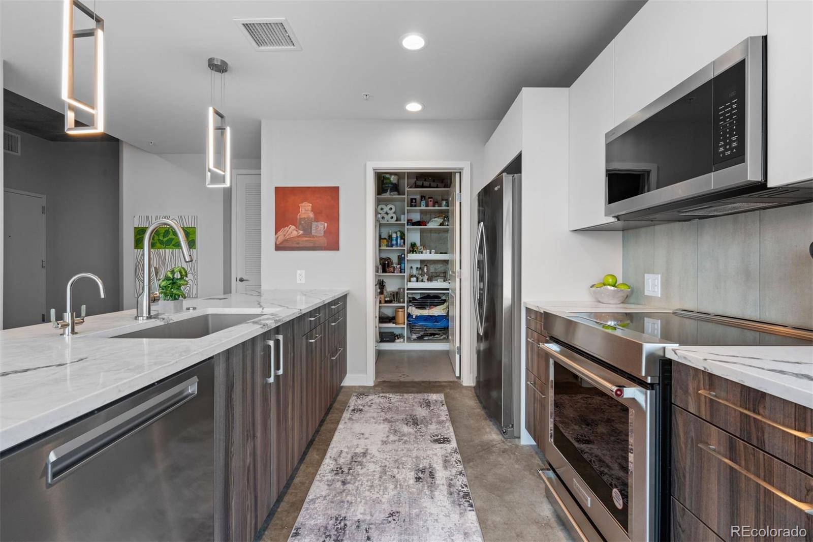 MLS Image #7 for 1700  bassett street 1912,denver, Colorado