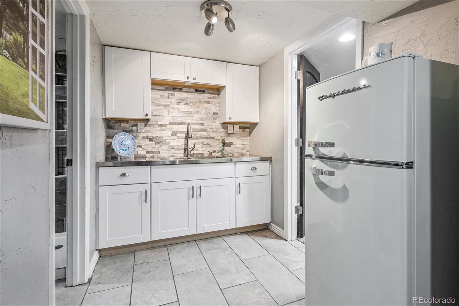 MLS Image #27 for 2106 s osceola street,denver, Colorado