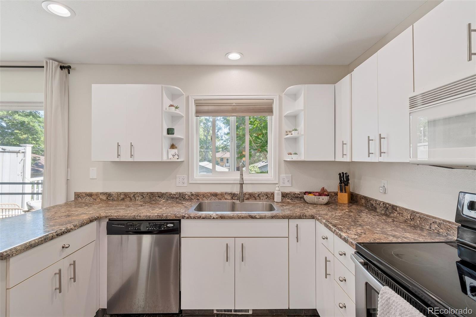 MLS Image #2 for 2606 s grant street,denver, Colorado