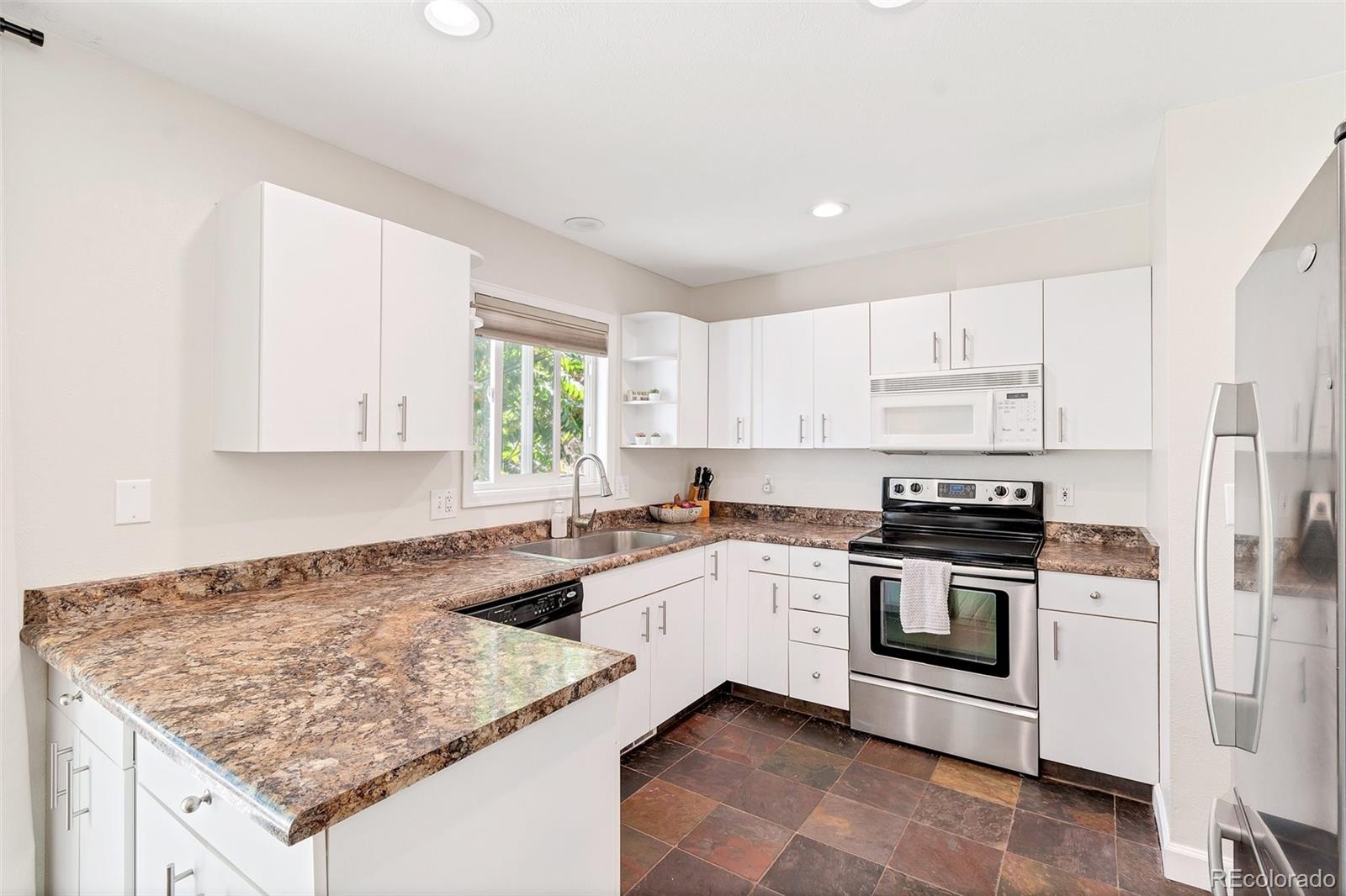 MLS Image #3 for 2606 s grant street,denver, Colorado
