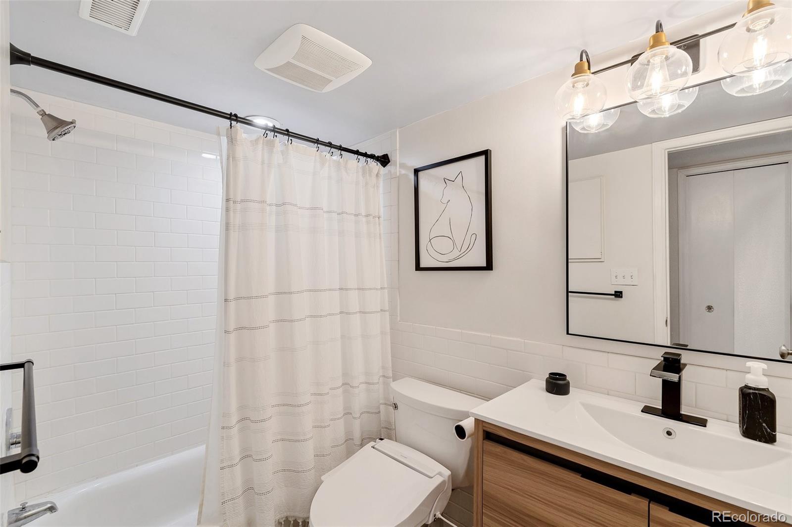 MLS Image #8 for 2606 s grant street,denver, Colorado