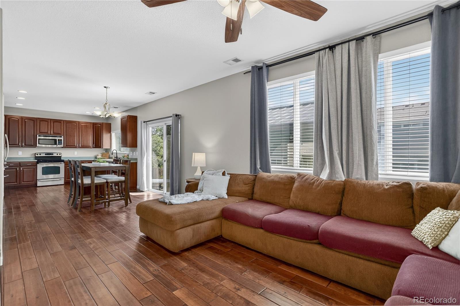 MLS Image #3 for 22222 e jarvis place,aurora, Colorado