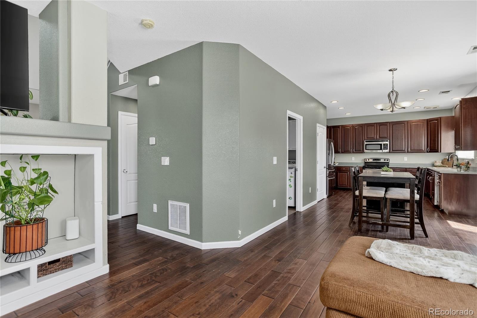 MLS Image #6 for 22222 e jarvis place,aurora, Colorado