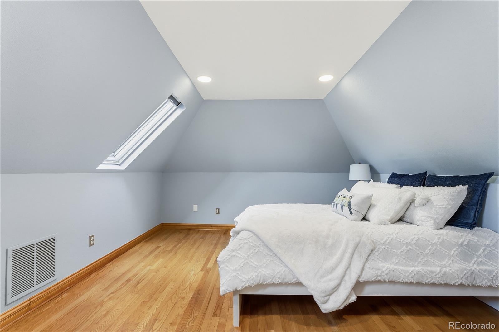 MLS Image #29 for 47 w cedar avenue,denver, Colorado
