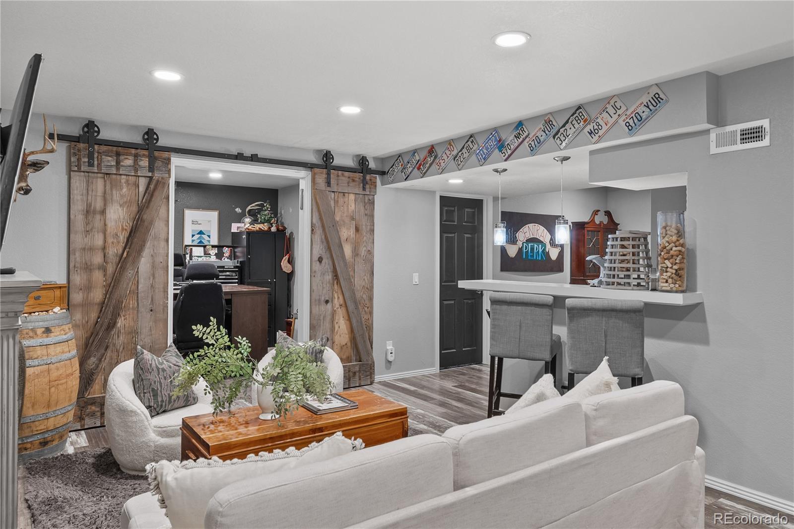 MLS Image #21 for 23286 e lake place,aurora, Colorado