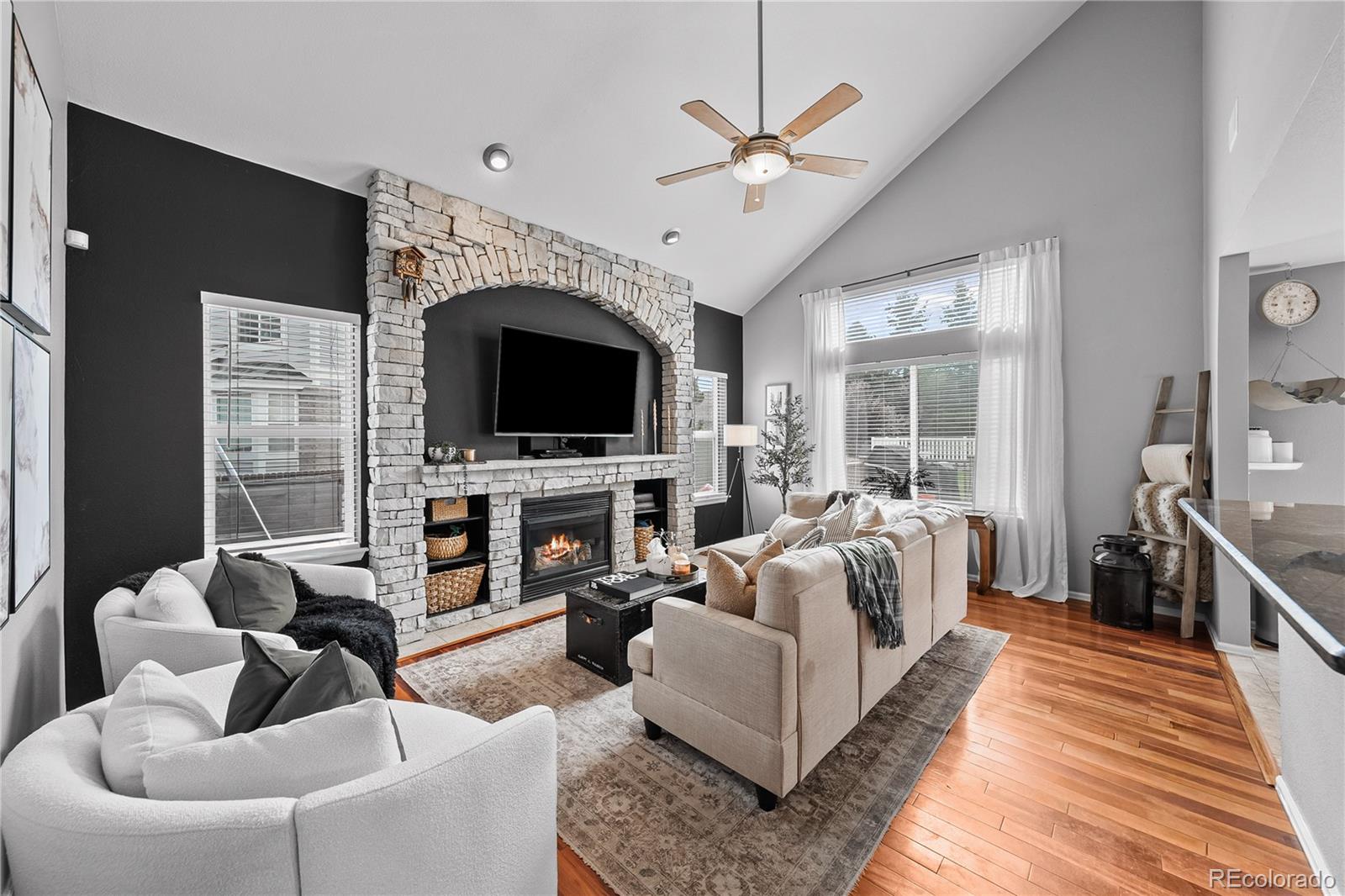 MLS Image #5 for 23286 e lake place,aurora, Colorado