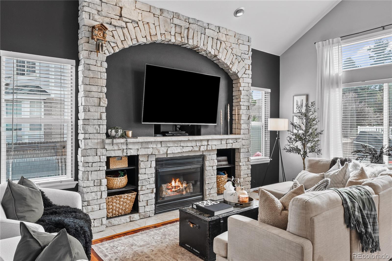 MLS Image #6 for 23286 e lake place,aurora, Colorado
