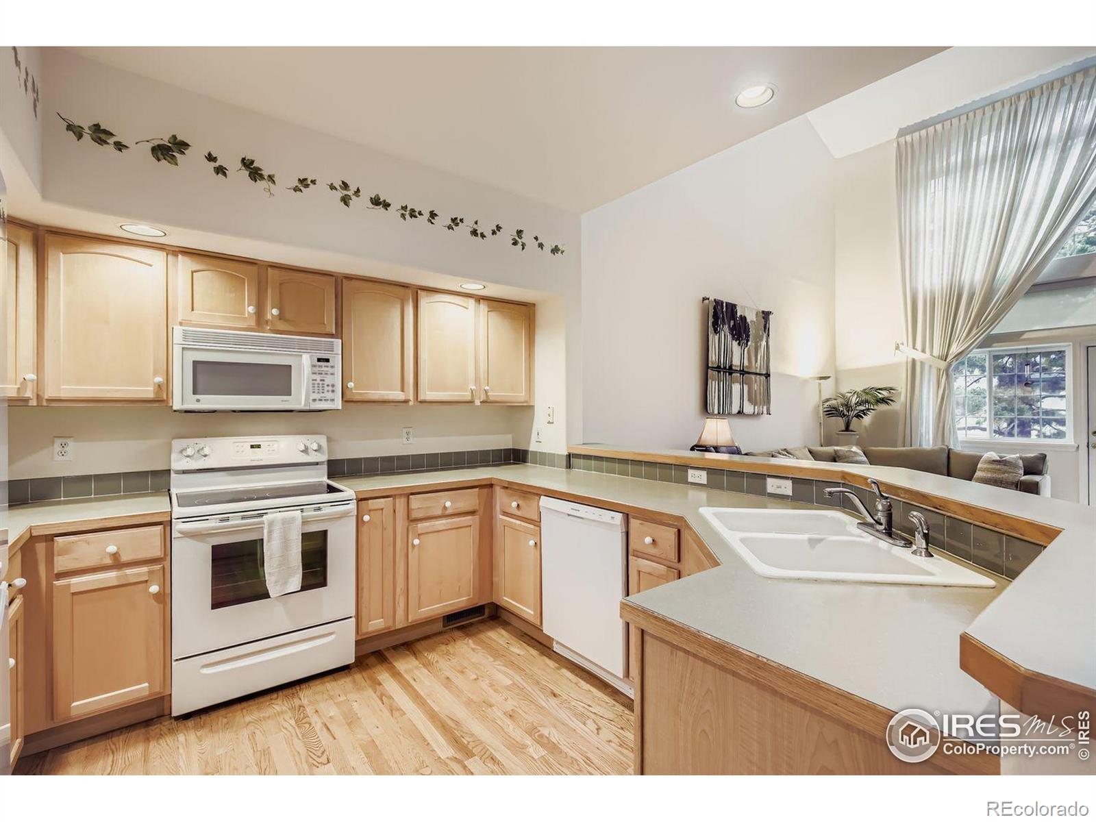 MLS Image #7 for 435  clubhouse court,loveland, Colorado