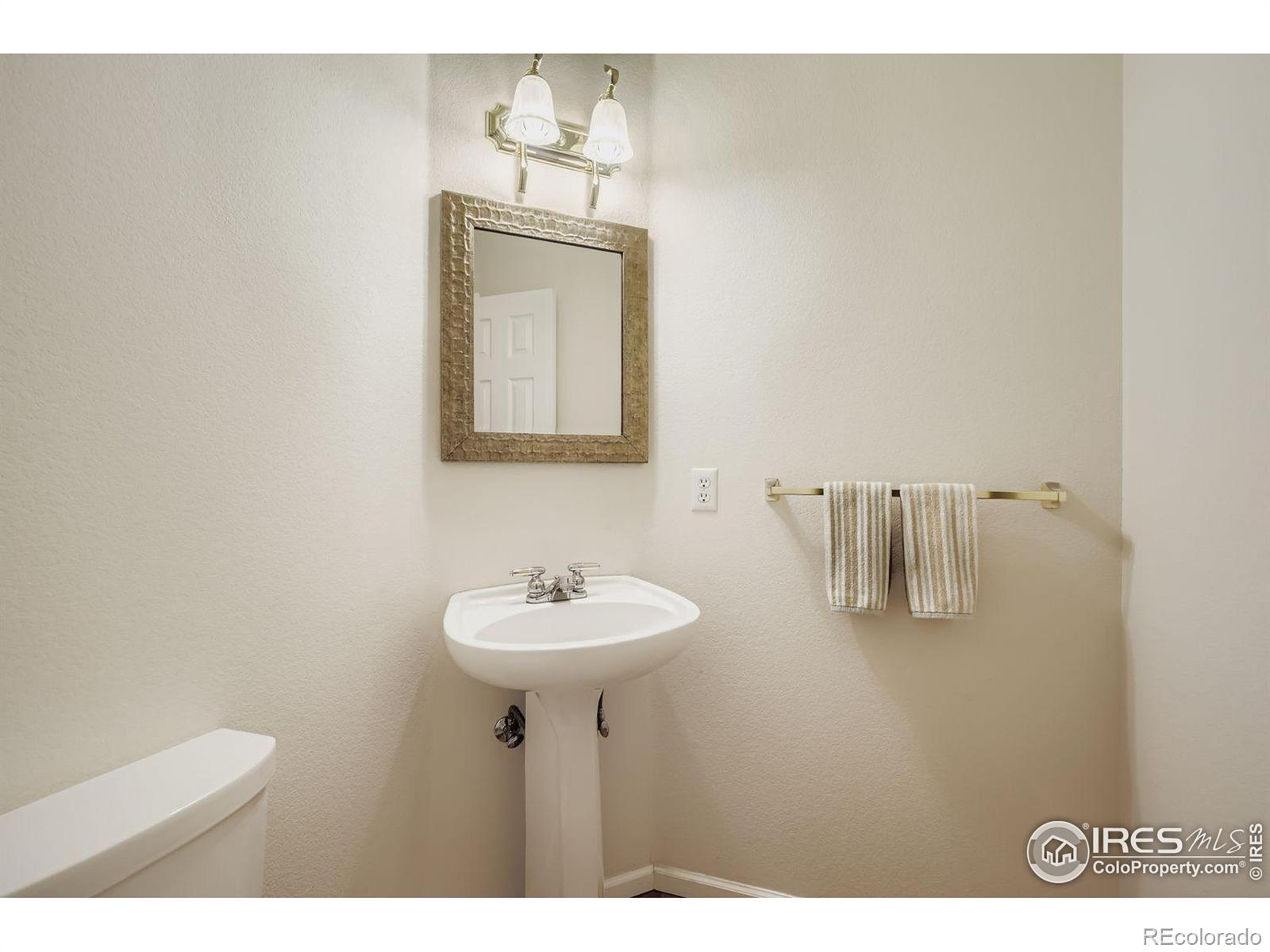 MLS Image #8 for 435  clubhouse court,loveland, Colorado