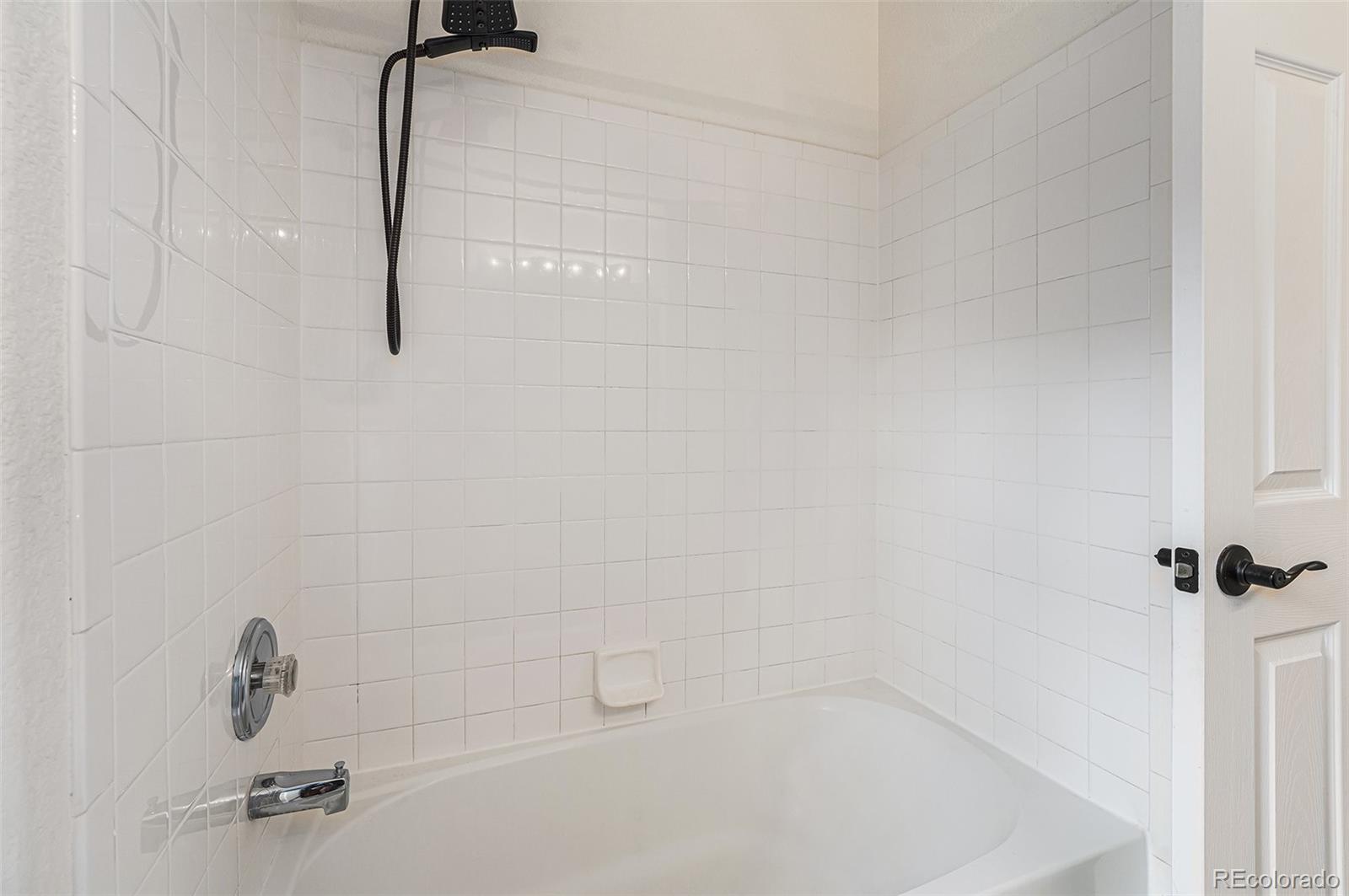 MLS Image #17 for 5583  helena street,denver, Colorado